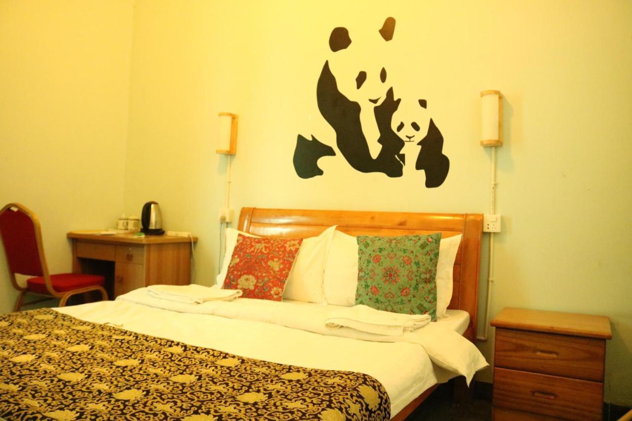 Chengdu Traffic Youth Hostel Экстерьер фото